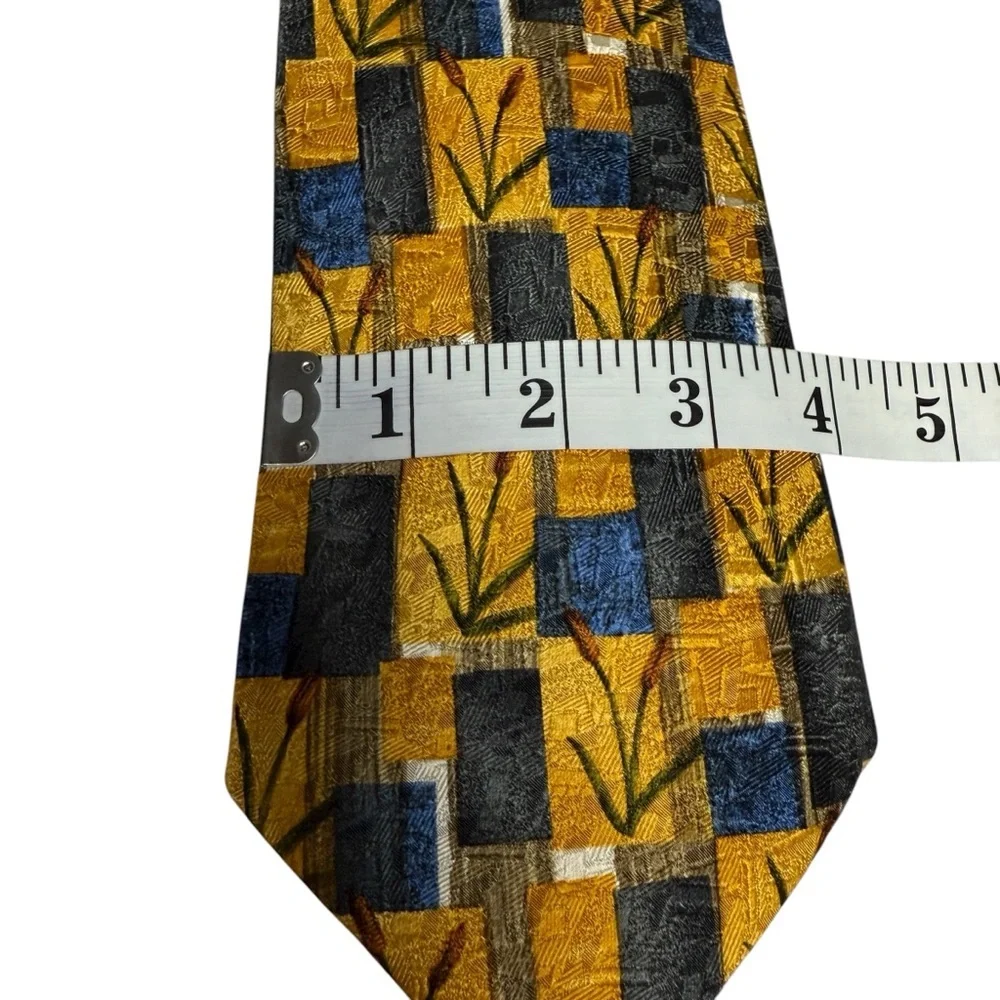 Ermenegildo Zegna Tie Silk Italy Made Cat Tail Prairie Formal Event Gold Nature